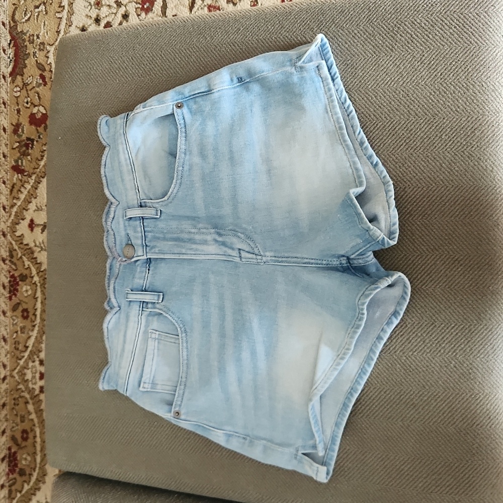 Frame Denim Scalloped Waist Shorts Light Wash Sz 26